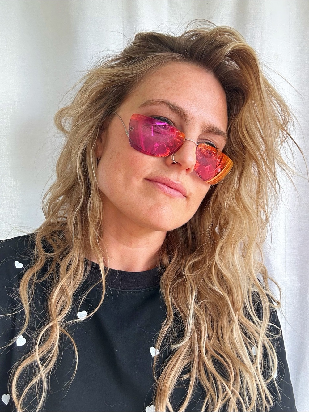 Authentic 90’s Vintage Chanel Pink Rimless Shield Sunglasses - Picture 11 of 16